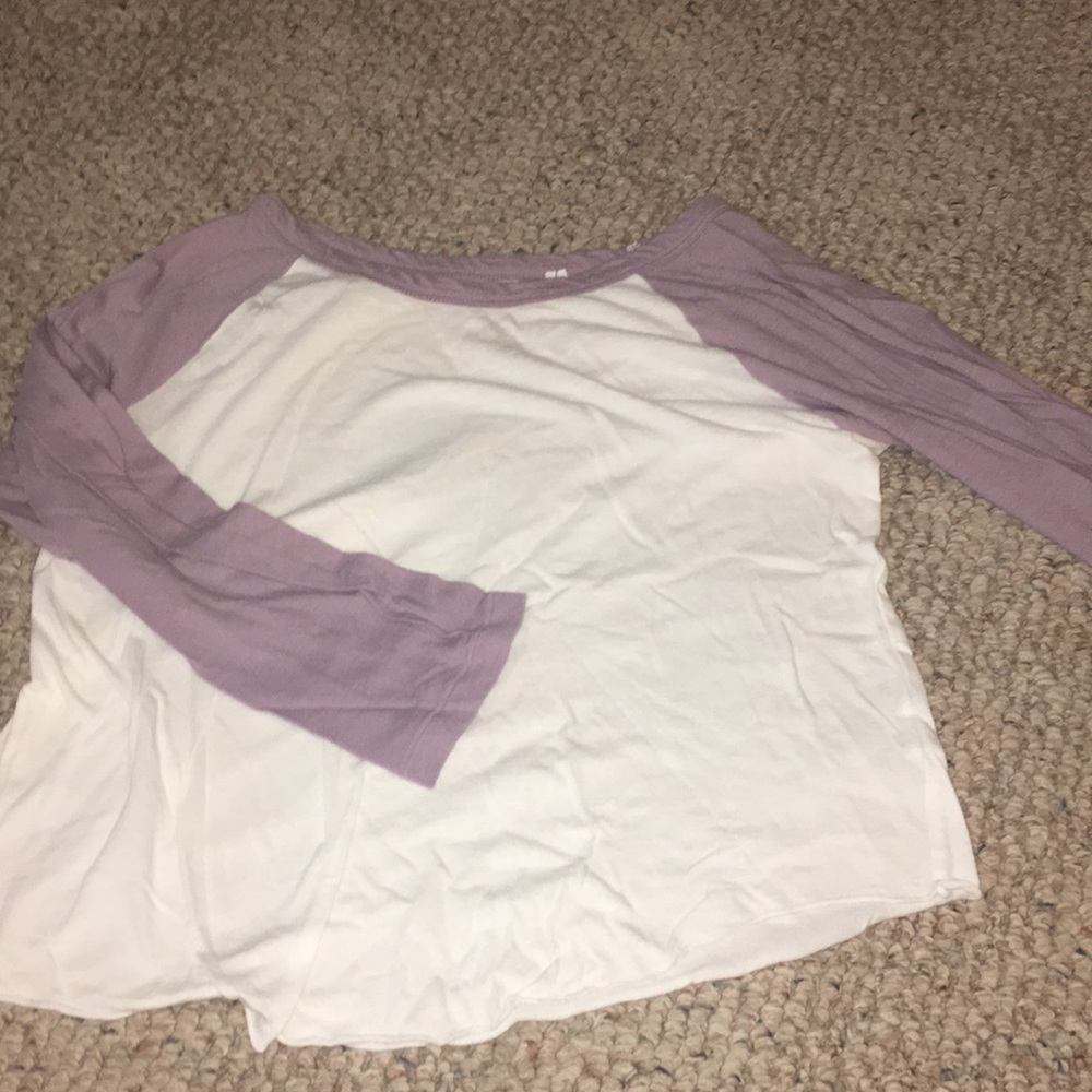 Longsleeve purple and white baseball tee